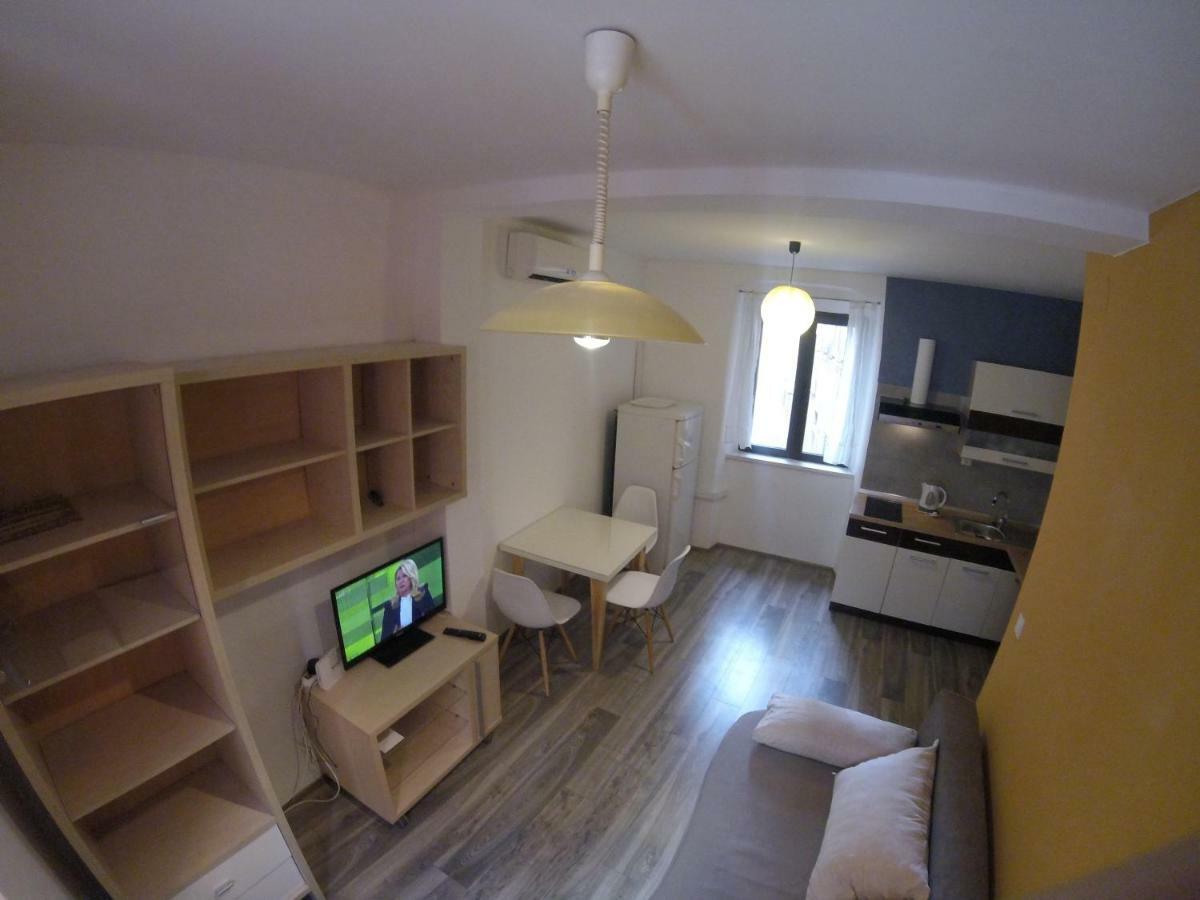 Apartment Kolega Zara Esterno foto